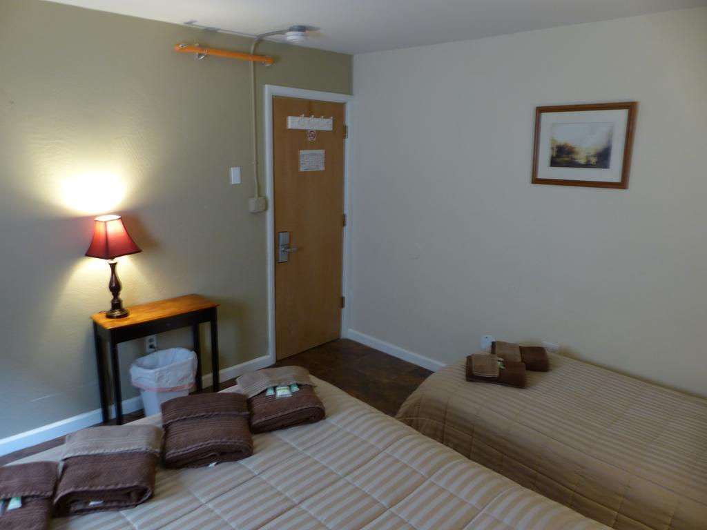 Bent Prop Inn & Hostel Of Alaska - Downtown Anchorage Luaran gambar